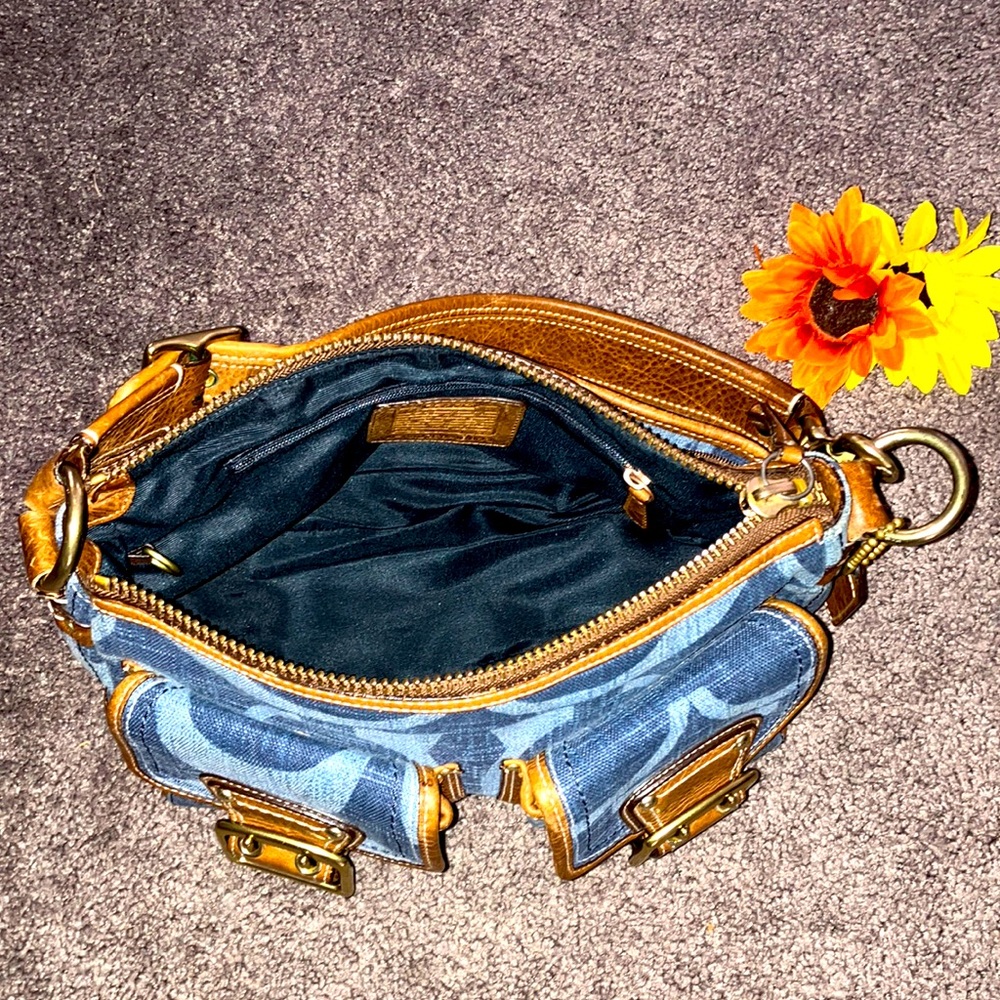 Purse - Picture 7 of 8